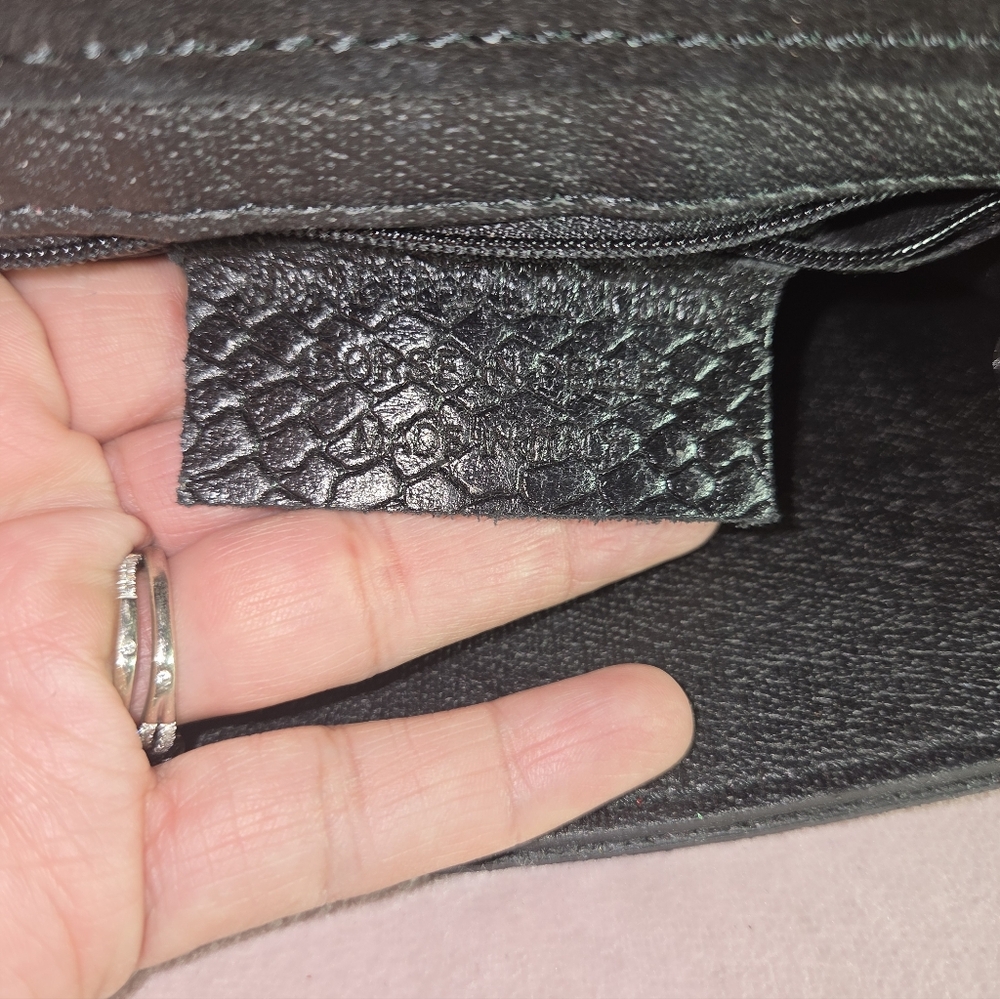 Red Genuine leather purse - Picture 8 of 8
